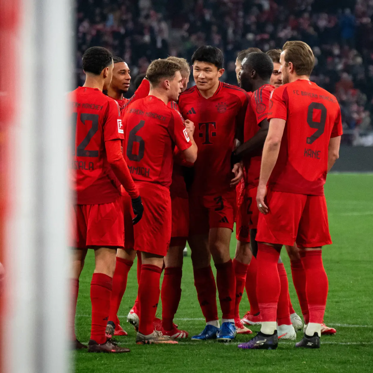 拜仁战平巴黎圣日耳曼，德布劳内梅开二度西甲